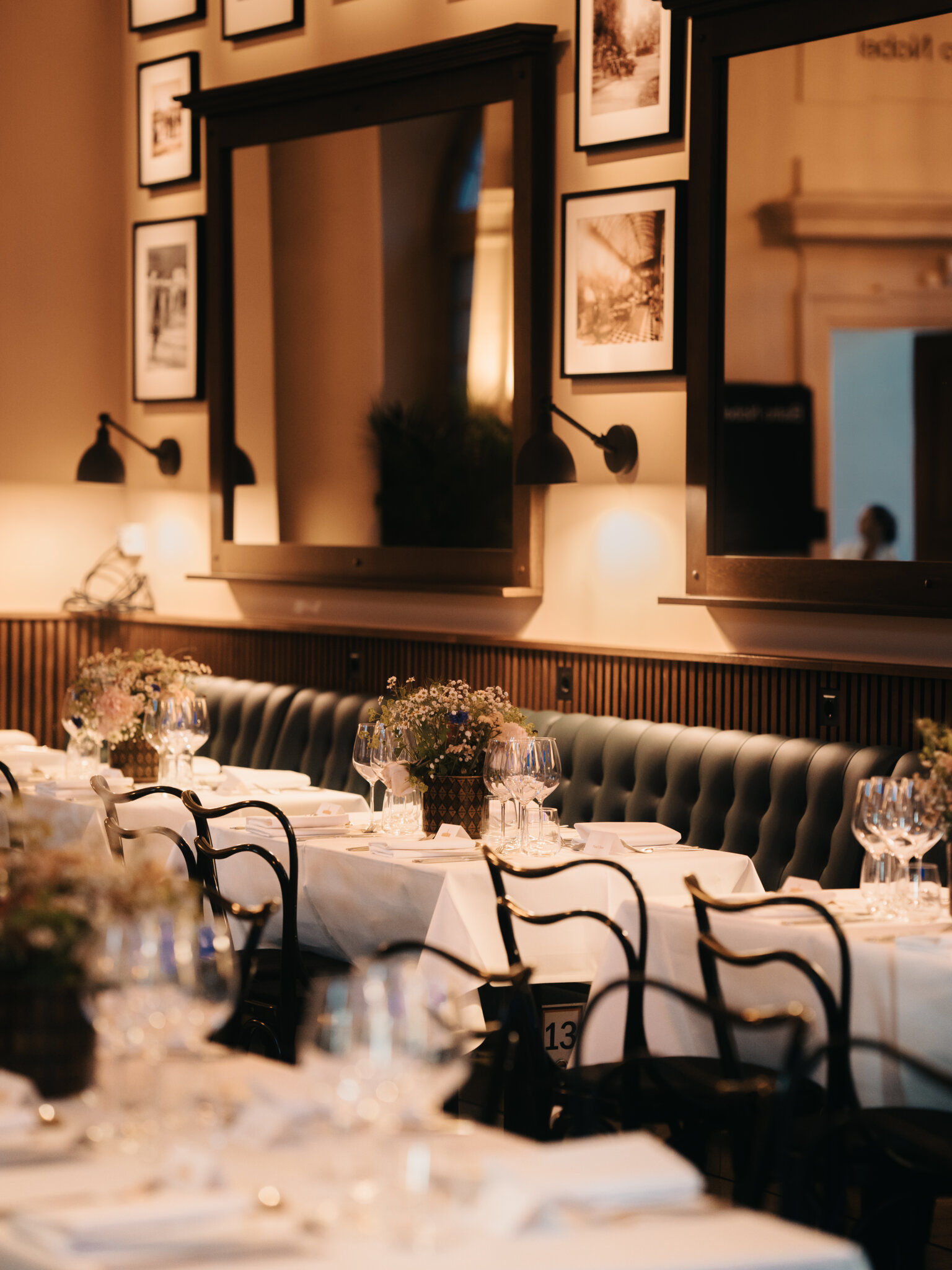 Dukade bord i Bistro Nobel.